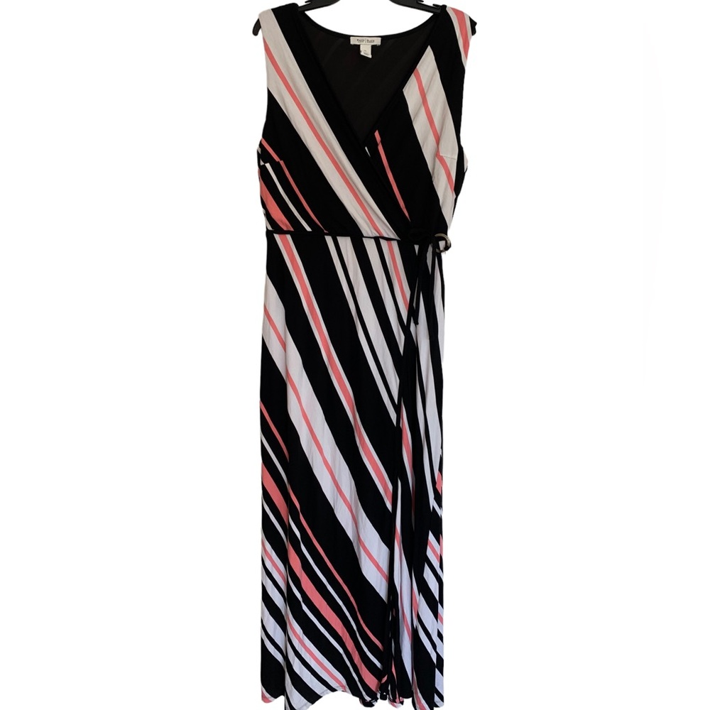 White House Black Market Maxi size XL